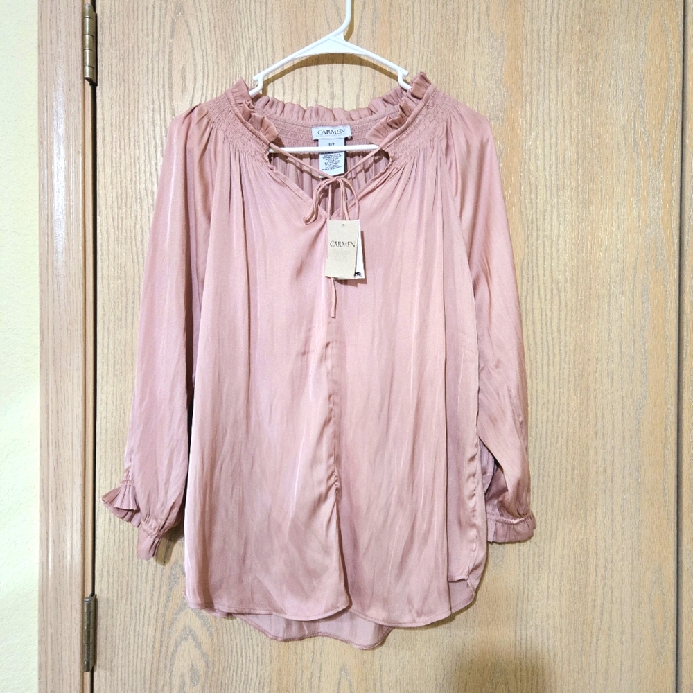 Carmen silky blouse.Ptp22".NWT